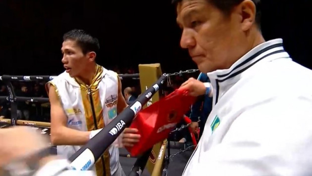 Санжар Тәшкенбай Астанадағы бокс кешінде өзбек қарсыласын жеңді