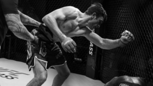 Қазақстандық чемпион UFC басшысы Дана Уайт жеке құттықтағаннан кейін мәлімдеме жасады