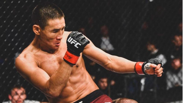 Қазақстандық спортшы UFC-дің экс-файтеріне қарсы кездесу өткізеді