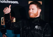 ©twitter.com/Canelo