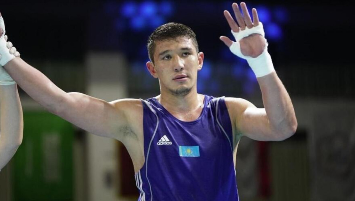 Нокаут! Төреші Қазақ боксшының айқасын тоқтатуға мәжбүр болды