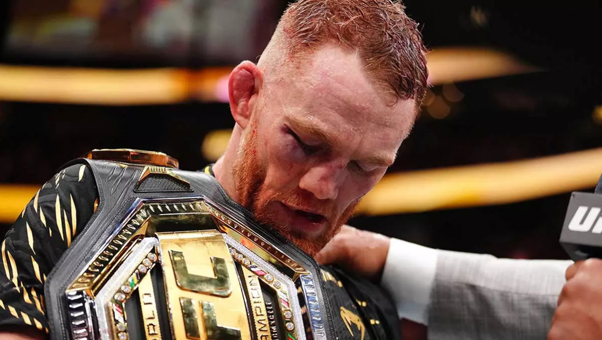 UFC-дің жаңа чемпионы Шавкат Рахмоновпен айқас жайлы мәлімдеме жасады