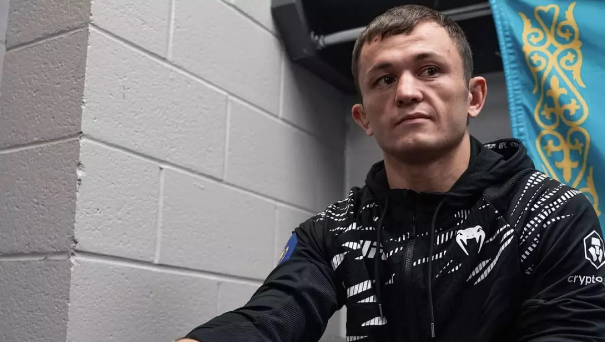 UFC Бекзат Алмаханға неге ең төменгі гонорар төледі?