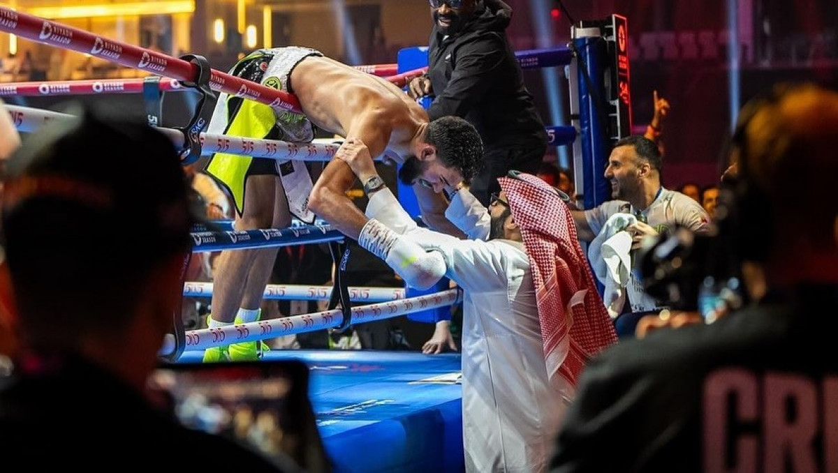 Әлімханұлымен шықпай қойған нокаутшы Канеломен айқасқпақ