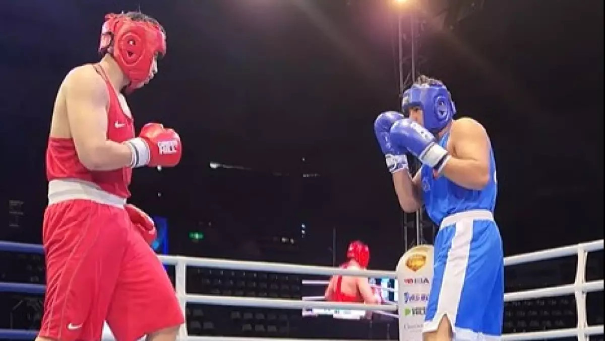 Қазақ боксшы АЧ финалында қарсыласын екінші раундта нокаутқа түсірді