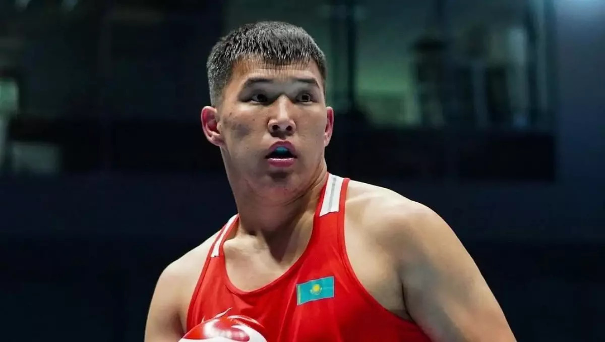 Толық күйреу! Ауыр салмақтағы қазақ боксшының айқасы күтпеген нәтижемен бітті