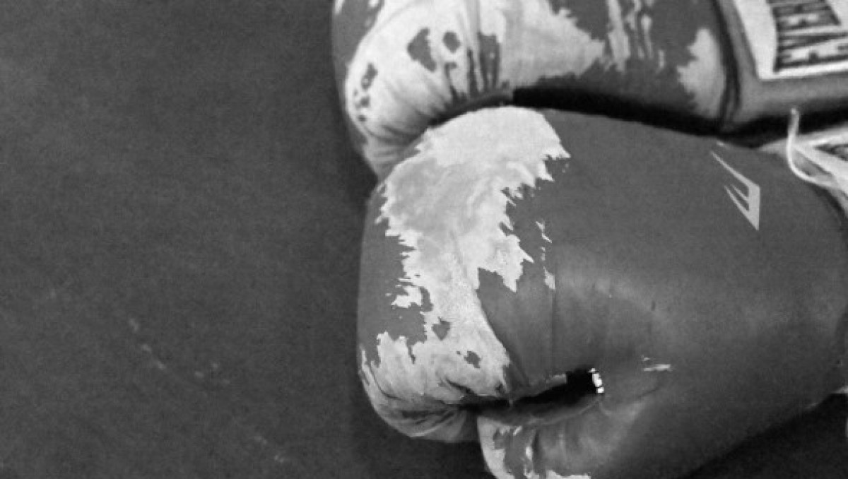 Аңыз боксшы залға бара жатып көз жұмды