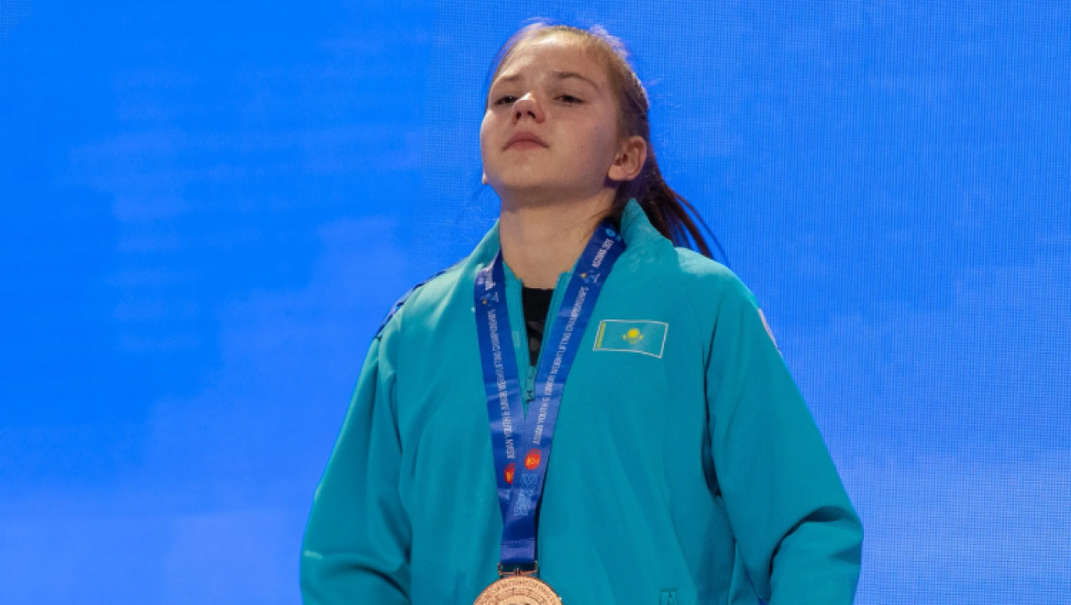 Қазақстандық ауыр атлет жасөспірімдер арасындағы АЧ жеңімпазы атанды