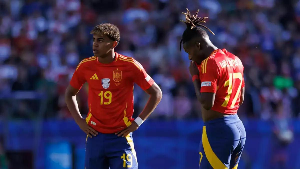 Ұмыт болған шалалығы үшін. Ямаль "Барселона" құрамынан шығарылды