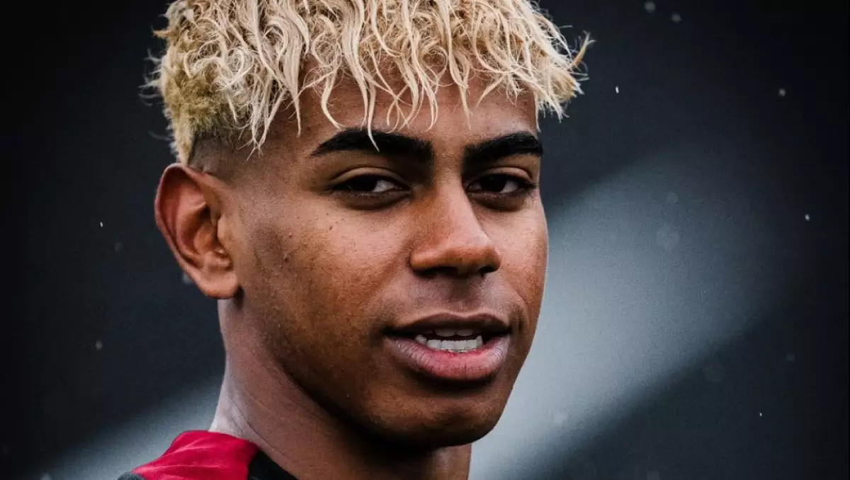 Ламин Ямаль ең мықты футболшыны атады