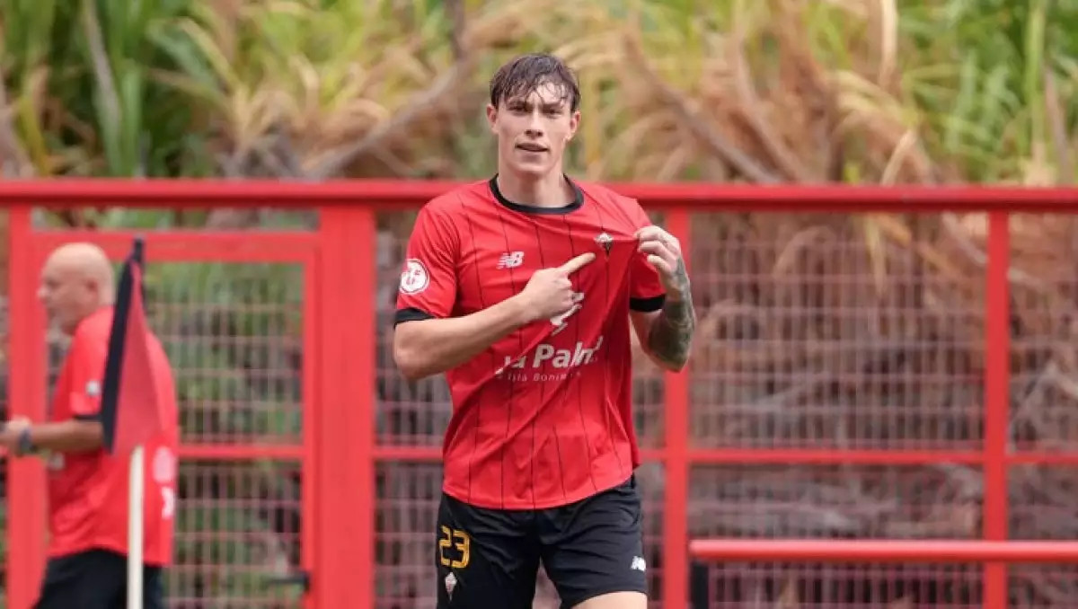 21 жастағы қазақстандық испаниялық клубпен келісімге отырды