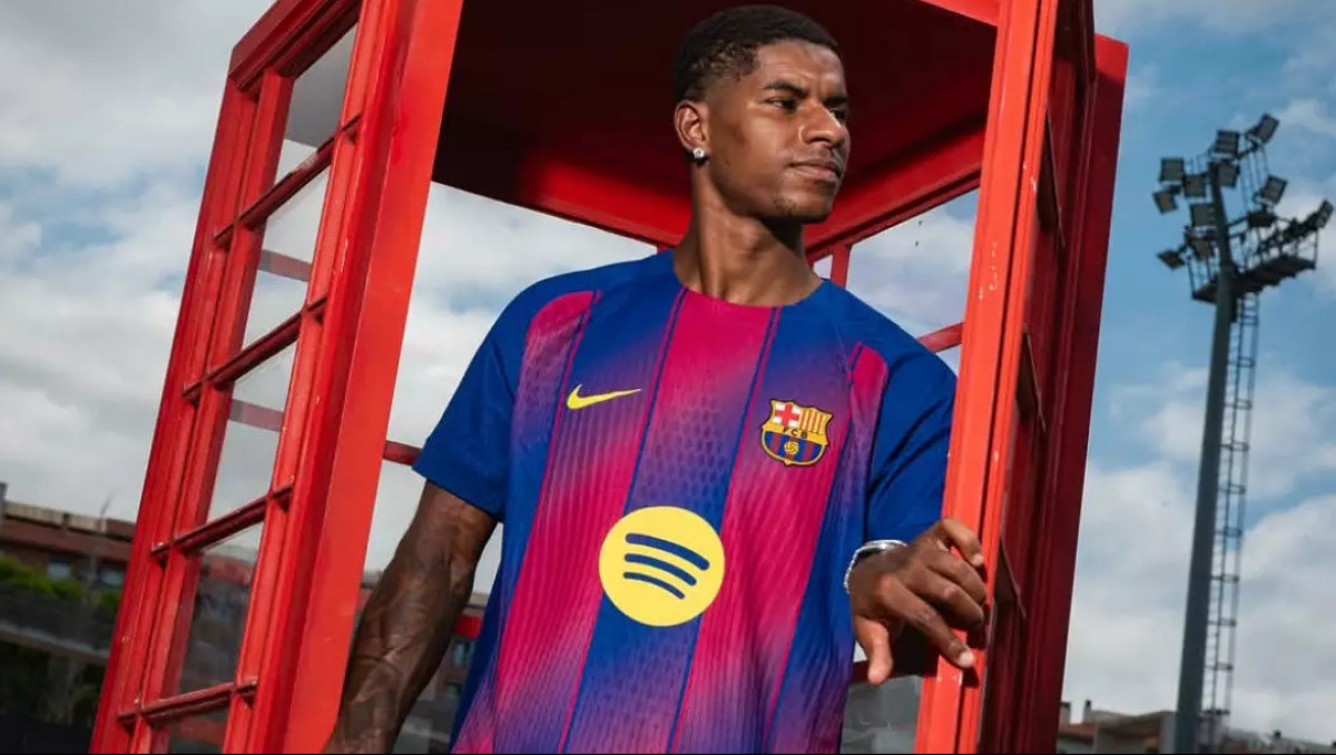 Рашфорд "Барселонада" аңыздар ойнаған санды таңдады