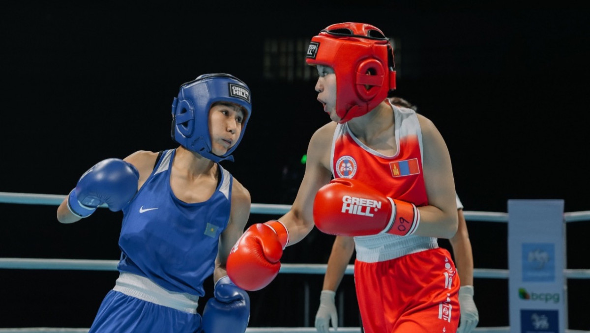 Қазақстандық боксшының АЧ жүлдесі үшін айқасында нокдаун болды