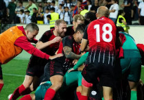 ©instagram.com/lincolnredimpsfc/