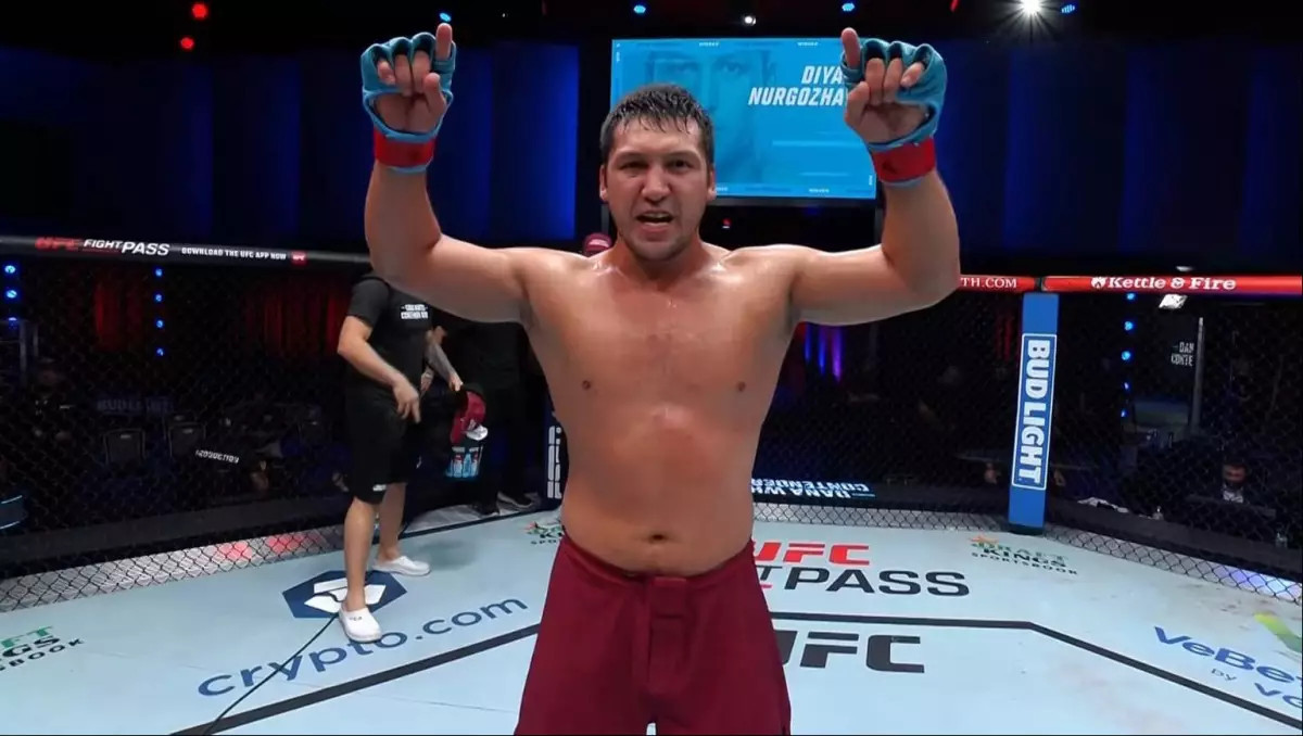 Дияр мен тағы екі қазақтың UFC-дегі жекпе-жектеріне трансляция