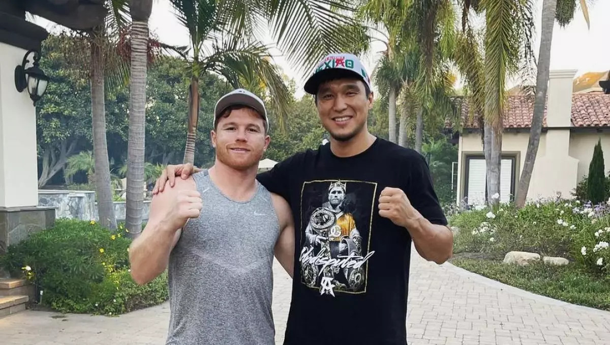 Канеломен жаттығатын қазақ WBC титулының иегерімен айқасады