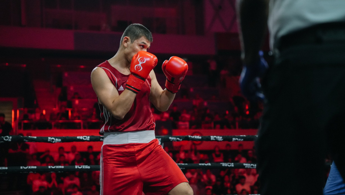 Қазақ боксшылардың Өзбекстандық Олимпиада чемпионадрымен айқасына трансляция