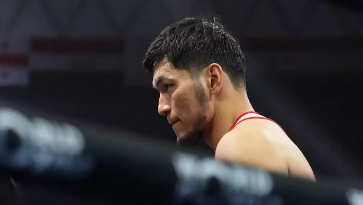 Нұрек Оралбайдың өзбек боксшымен айқасы сенсациямен бітті