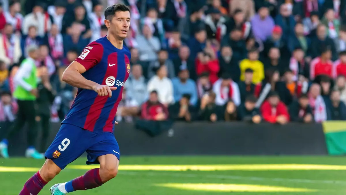 "Барселона" Левандовскидің хет-тригі және Ямальдің голымен жеңіске жетті