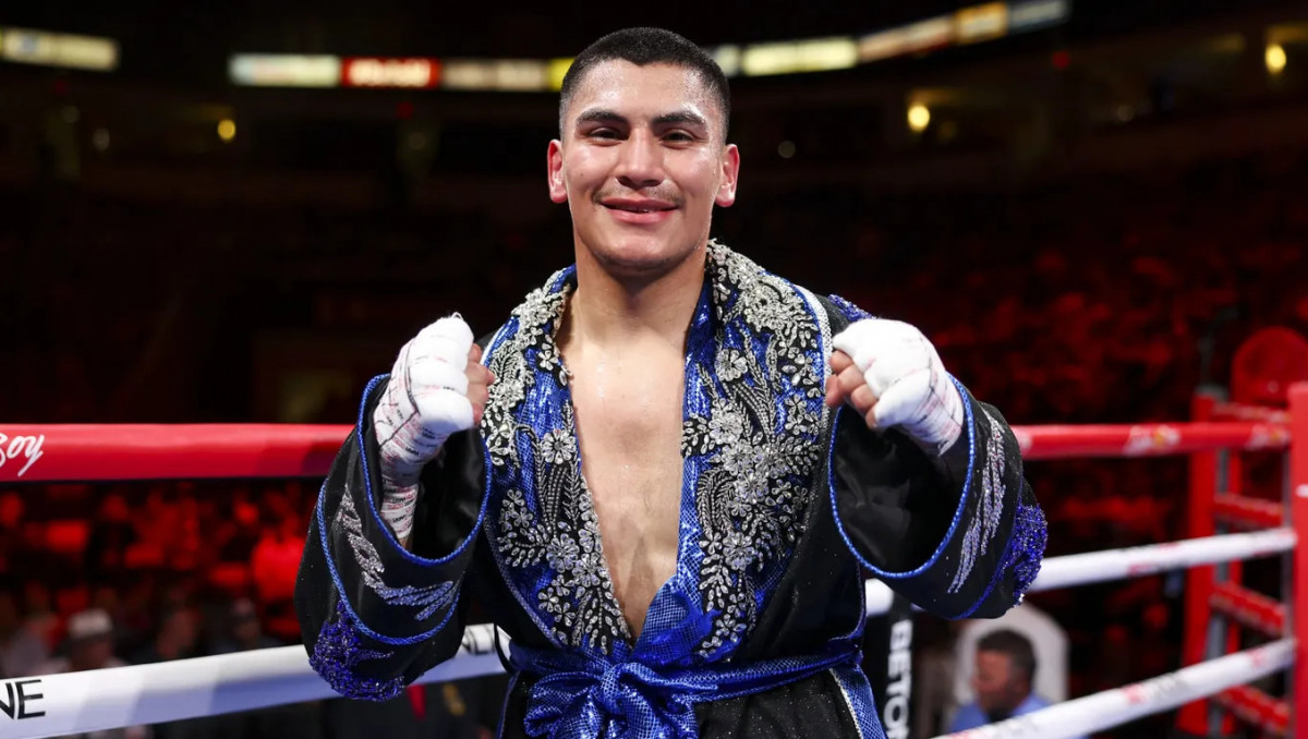 Әлем чемпионының айқасы жылдам нокаутпен бітті