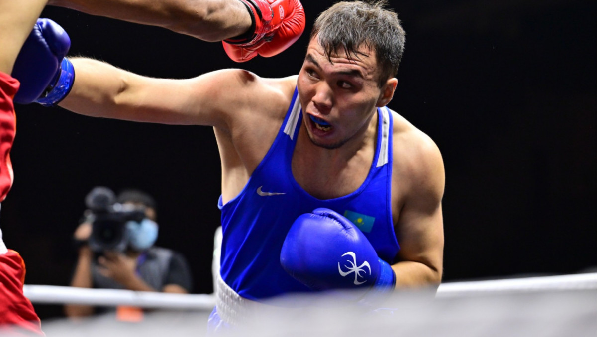 Қазақ боксшының Әлем кубогіндегі жүлде үшін айқасы нокдаунмен бітті