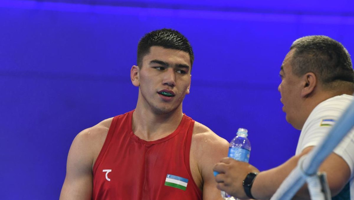 Өзбекстандық жас боксшы ӘЧ-де екі дүркін Олимпиада чемпионын жеңді