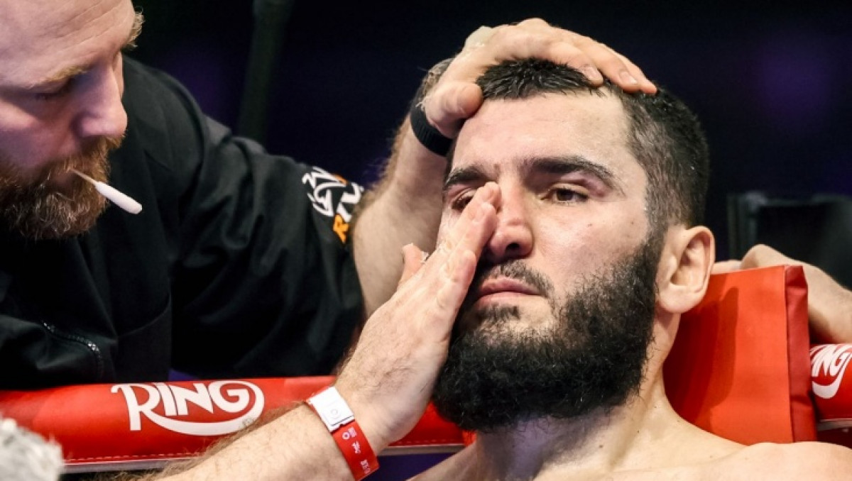 Бетербиев Головкиннің 25 боксшыны сұлатқан шәкіртімен айқасады