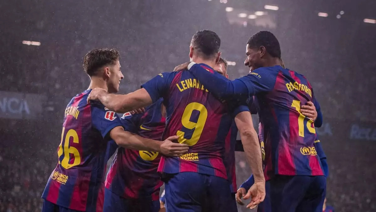 "Барселона" бес гол соғып Суперкубок финалына өтті