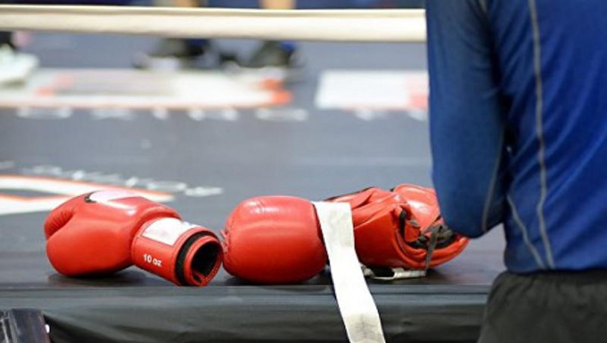 Қазақстан құрамасының көшбасышысы АҚШ боксшысымен айқасты