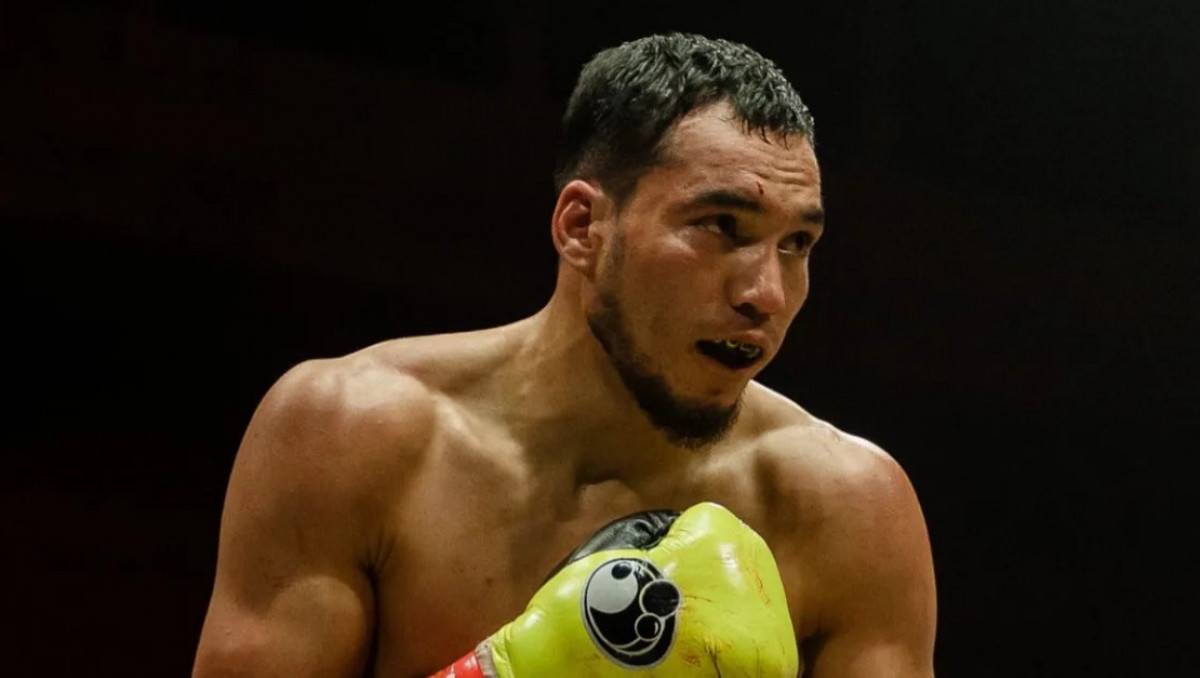 Қазақ боксшы WBC титулы үшін айқаста өзбекстандықты нокаутқа түсірді