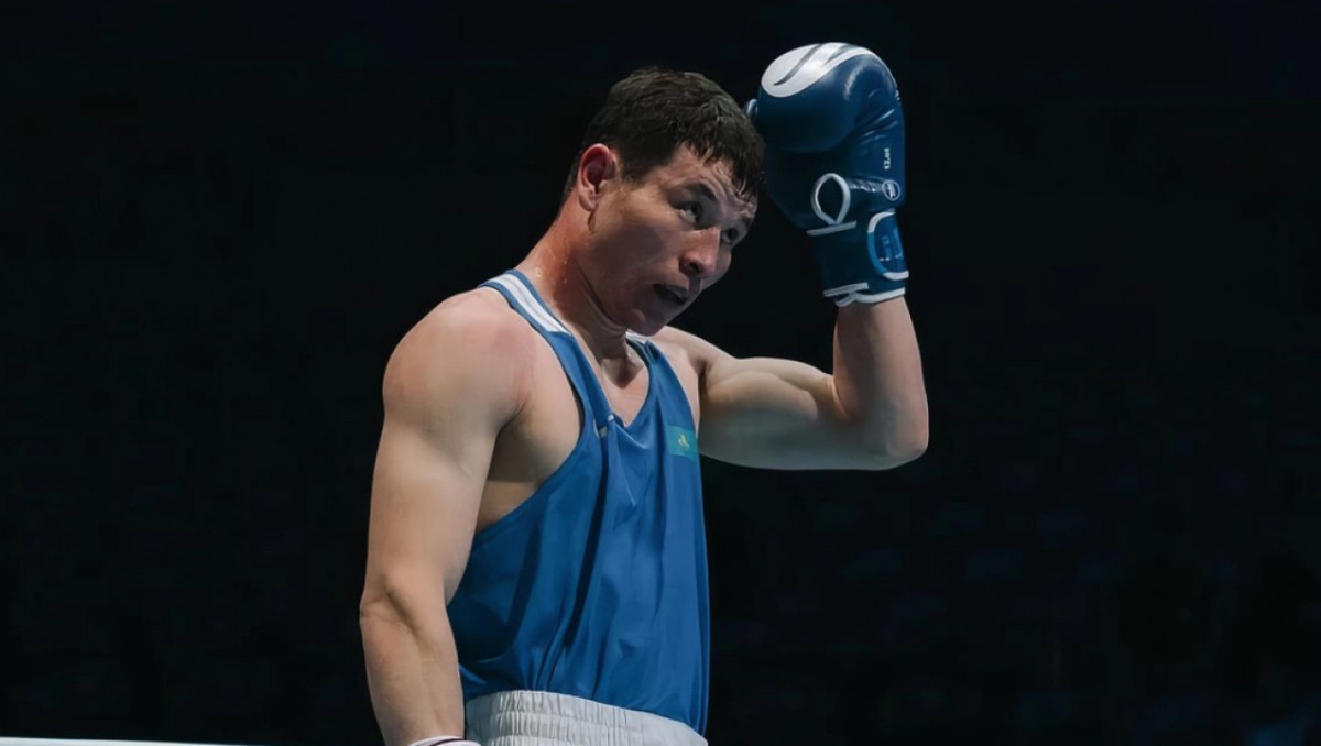 Диас Молжігітов жапон боксшысын техникалық нокаутпен жеңіп шықты (видео)