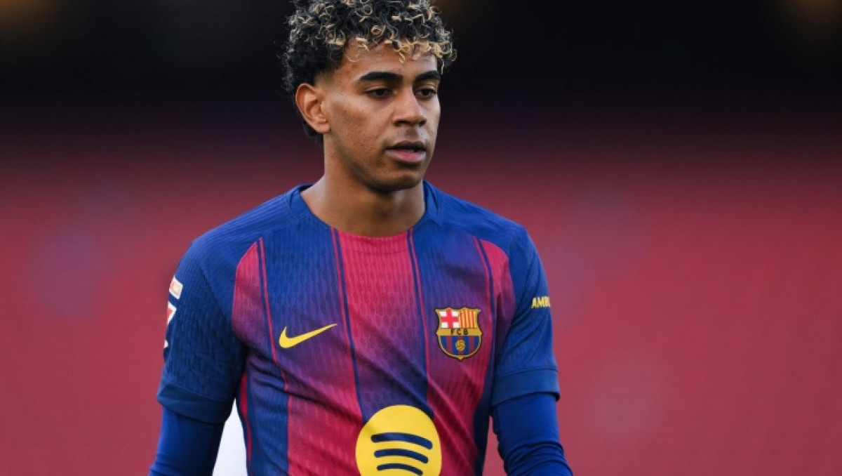 Ламин Ямаль маусым соңына дейін алаңға шыға алмайды