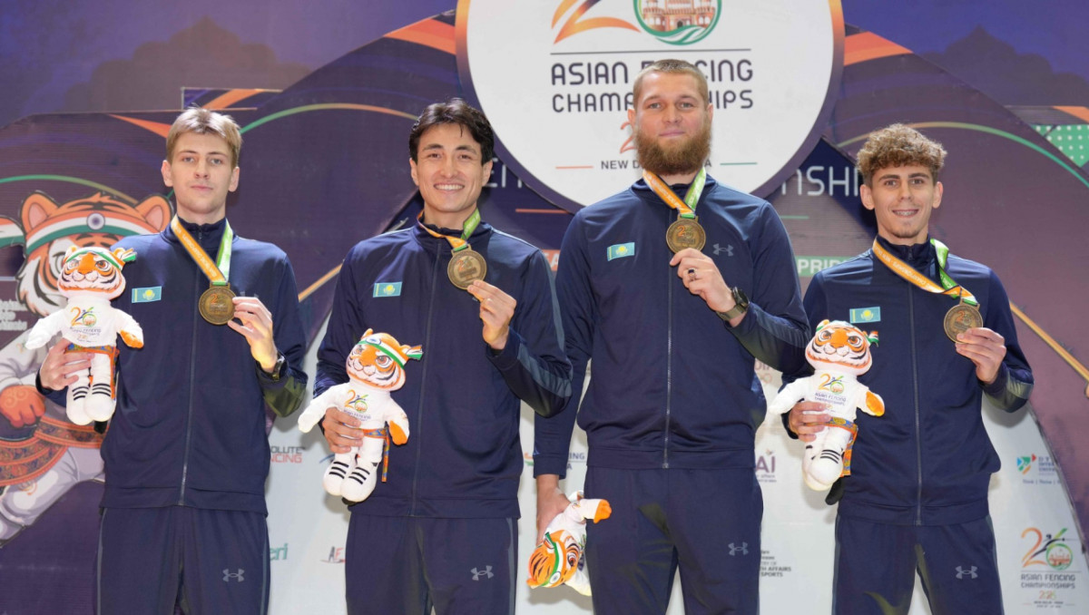 Азия чемпионатында қазақстандық шпагашылар Олимпиада чемпиондарын жеңіп алтын алды