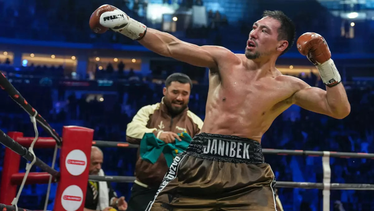 WBO титулынан бас тартқан Жәнібек карьерасына қатысты шешімін жария етті