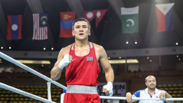 Азия чемпионы Тұрсынбай Құлахмет кәсіпқой боксқа ауысты