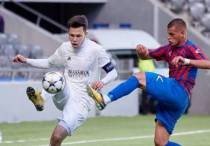 Рамазан Каримов (сол жақта). © "Астана" ФК