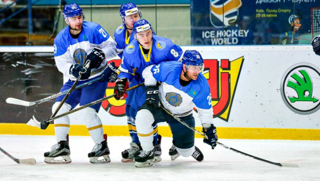 Қазақстан хоккейшілері Украинаны ұтты