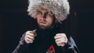 UFC чемпионы Хабиб Нурмагомедов иіс су шығарумен айналысатын болды