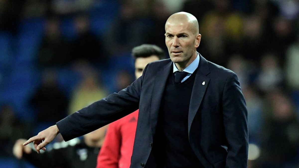 Зидан жаттықтырушылық қызметке қайта оралады