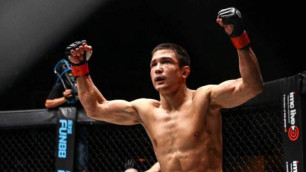 UFC-дің экс-чемпионын сенсациямен жеңген ресейлік файтер бойында қазақтың қаны барын айтты