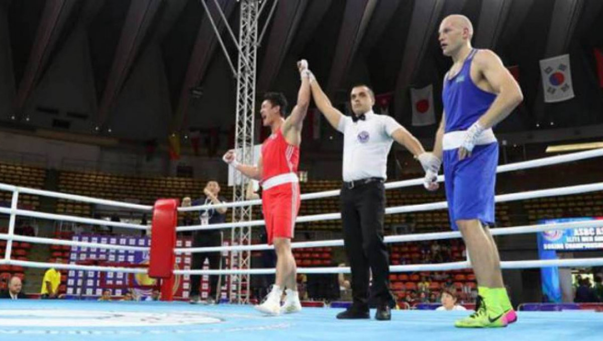 Екі рет тізе бүкті. Василий Левиттің Азия чемпионатындағы нокаутпен жеңілген сәтінің видеосы