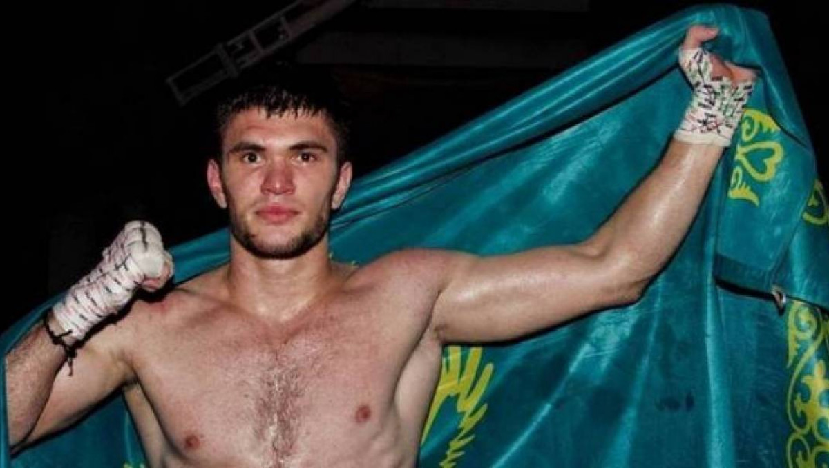 Қазақстандық Ахмедов америкалықты нокаутқа түсіріп, WBC титулын жеңіп алды